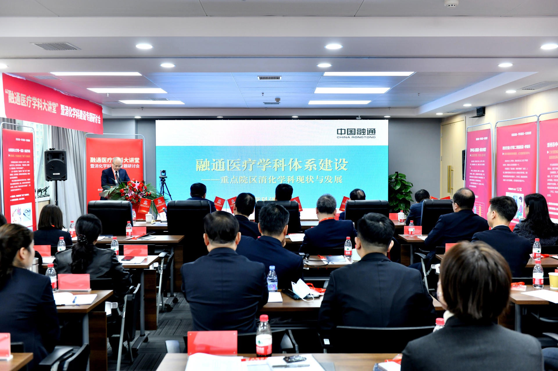 b777e3328d40c448f2eeaadf65fb523.jpg 金贝官网