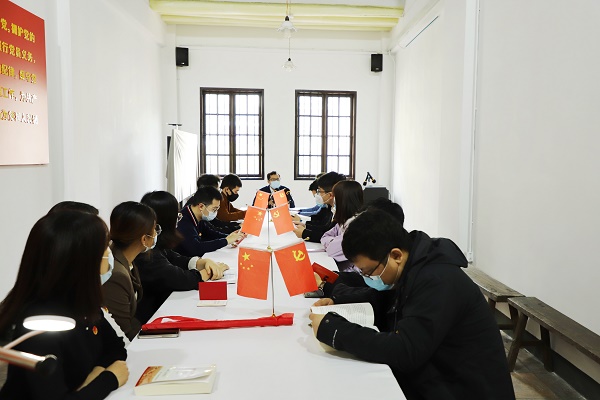 1-600.jpg 金贝官网