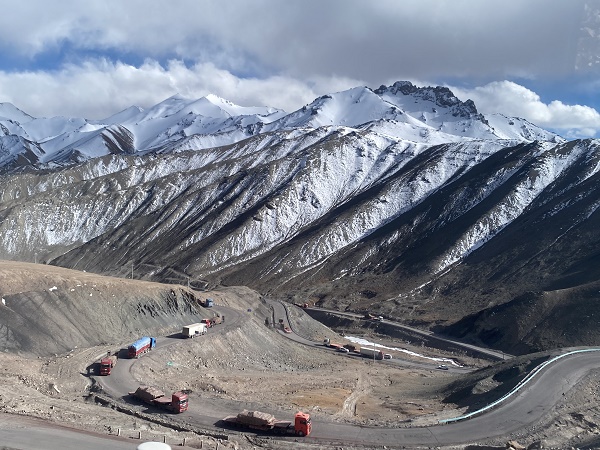 安防国际在高海拔地区开展装备物资特种运输和押运业务。-600.jpg 金贝官网
