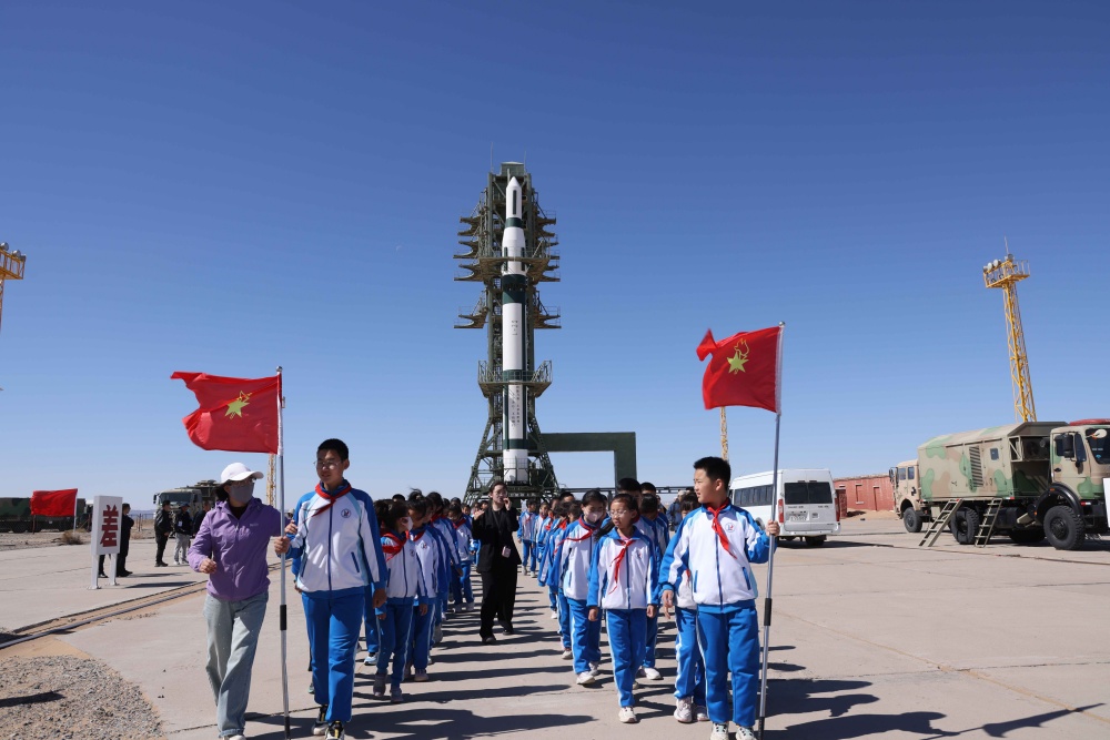 研学团队在东方红卫星发射场开展活动 王秀.jpg 金贝官网